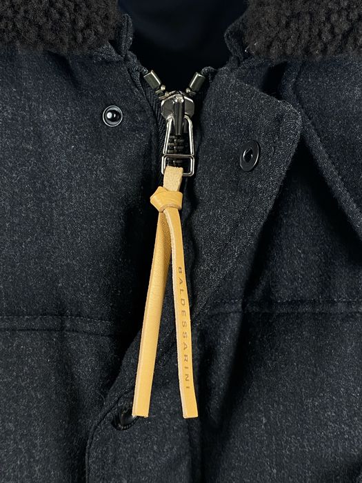 Зимовий кашеміровий пуховик Baldessarini 50 (L)