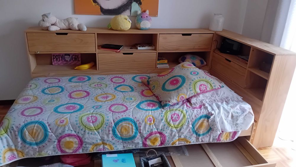 VENDO Conjunto Cama+Nichos+Arrumação + Colchão 90 X 190
