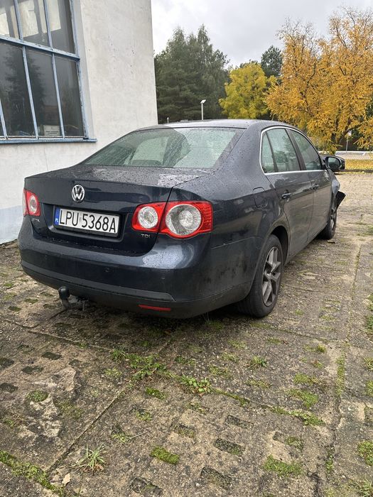 Volkswagen Jetta 1.6 TDI 105KM
