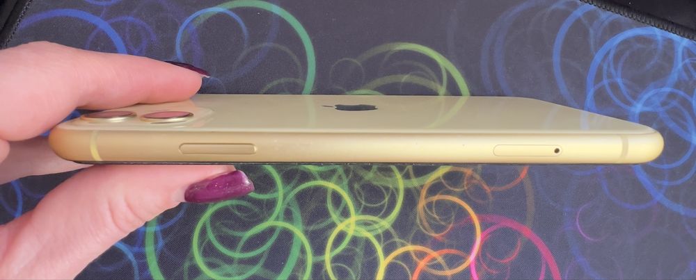 Iphone 11 64GB памʼять