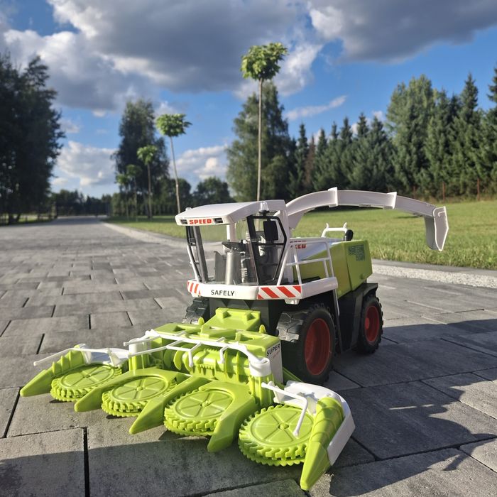 Duży kombajn zabawka