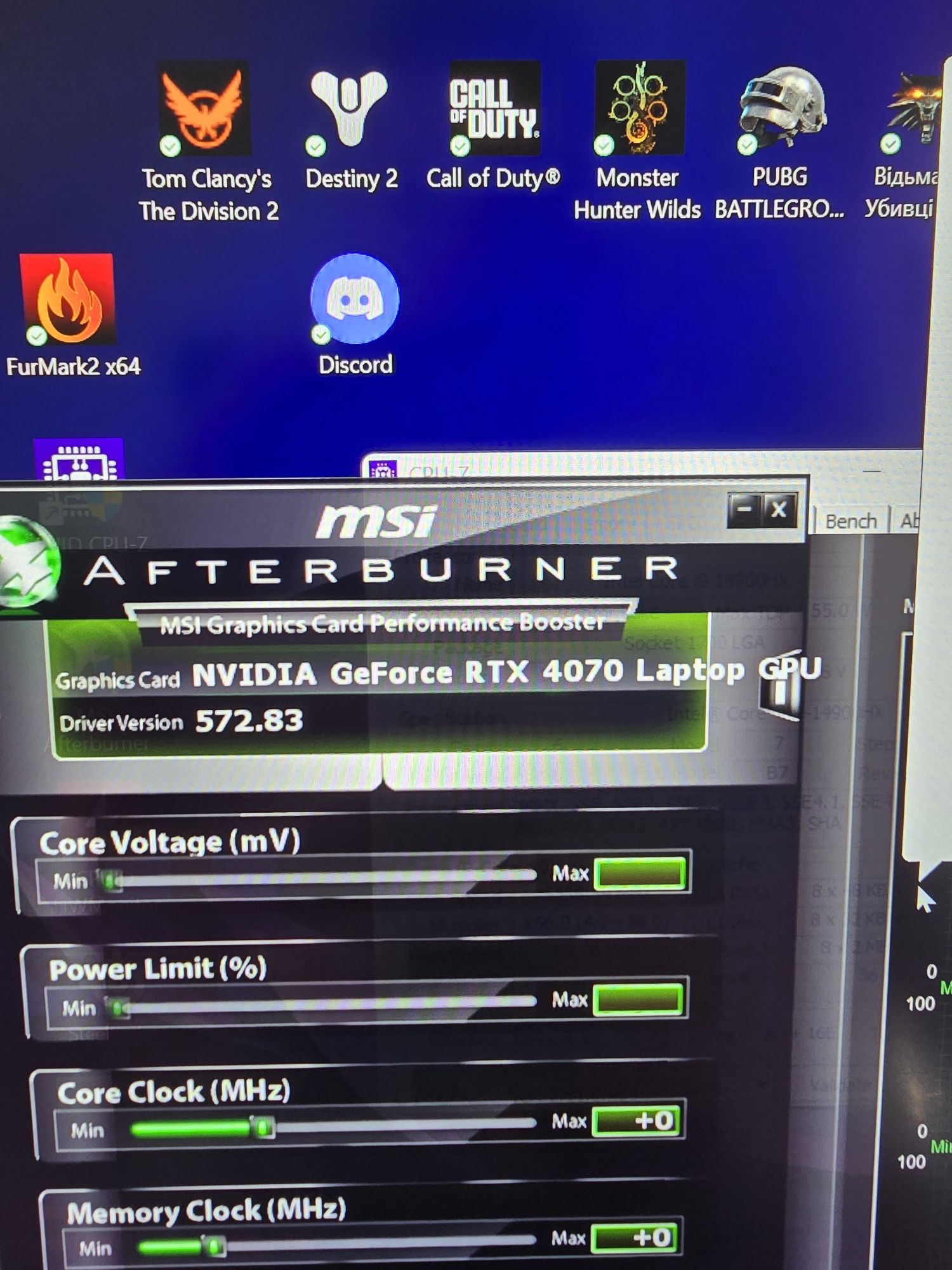 Asus ROG STRIX G16 2024,4070,32GB RAM,i9,2TB SSD
