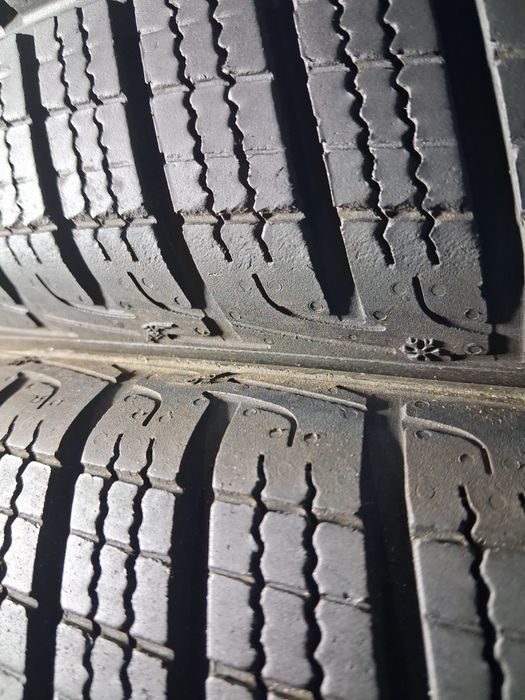225/45 R18 Goodyaer Ultra Grip perfomance Резина б/у зима Комплект