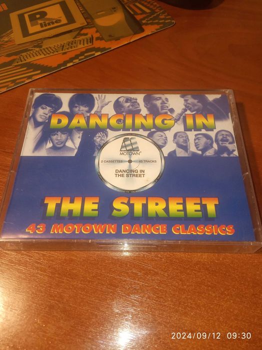 двойной магнитоальбом Dancing in the stereet