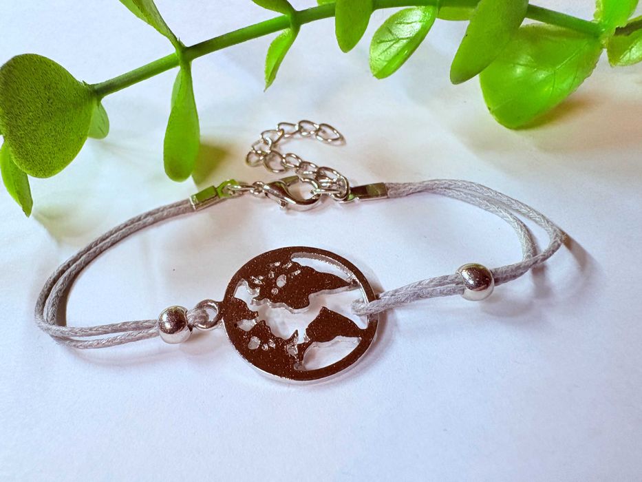Bransoletka Stal Chirurgiczna Na Sznurku Srebrna Kula Ziemska