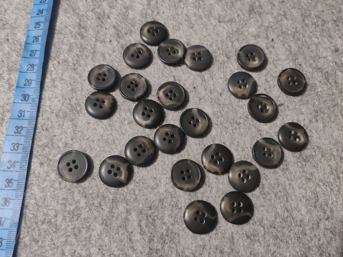 Guziki 100 sztuk