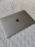 MacBook Pro 13" 2017 – Touch Bar / i5 / 8 GB RAM / 256 GB SSD