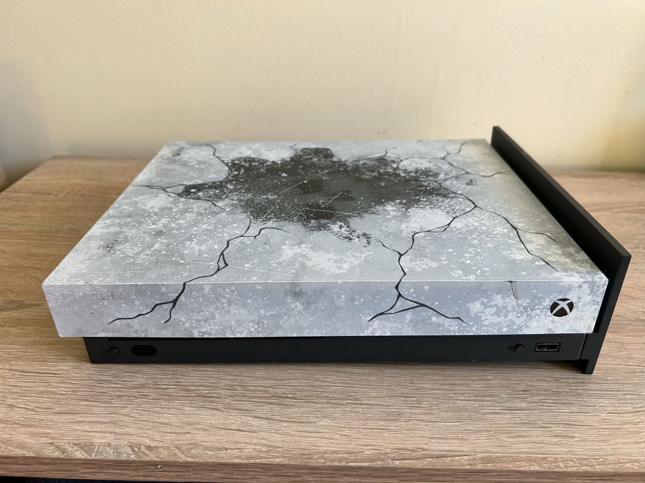 Xbox Gears 1 Tb limited edition