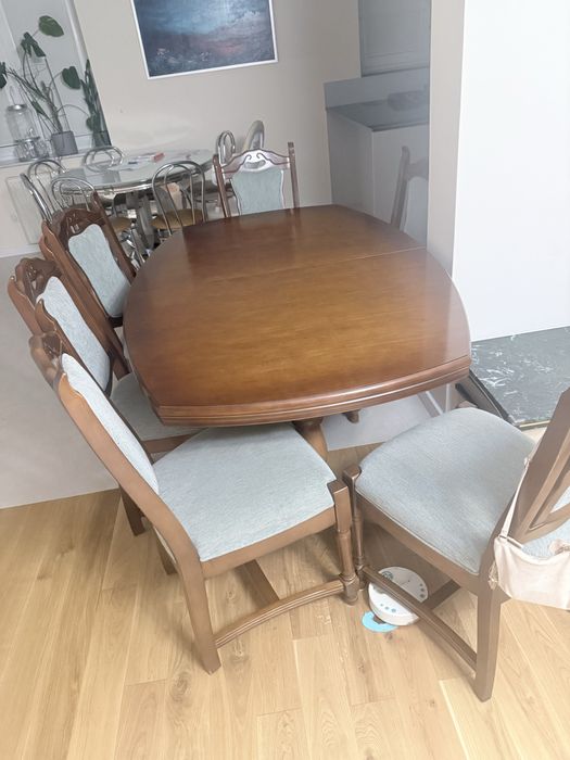 Stół z krzesłami, prawdziwe drewno stan super