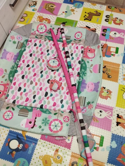 Дитячий килимок -манеж