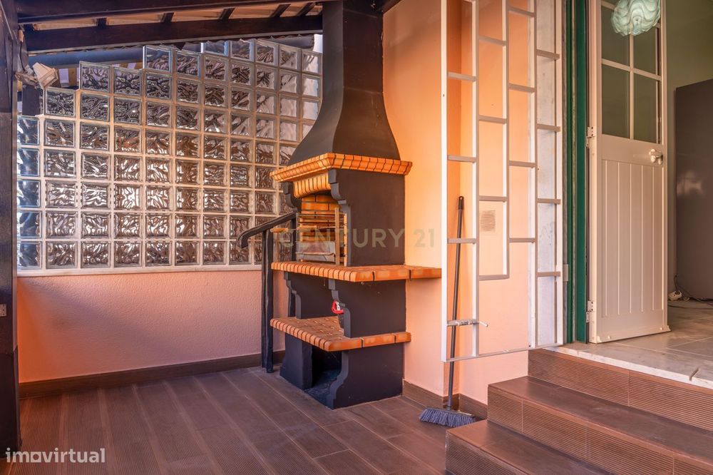 Apartamento T2 com Terraço - Pinhal Novo