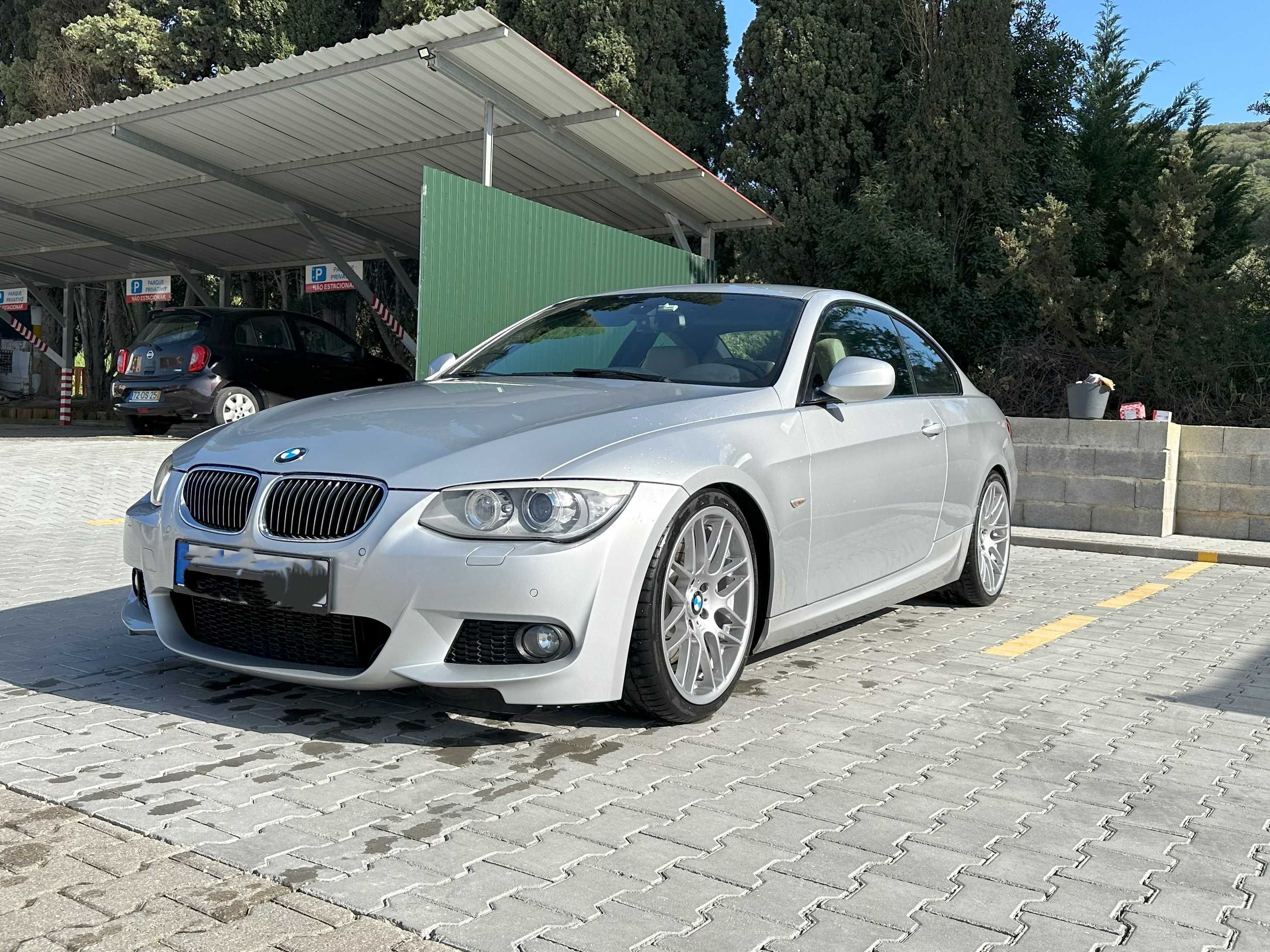 BMW 335d E92 LCI 2012 - condição perfeita