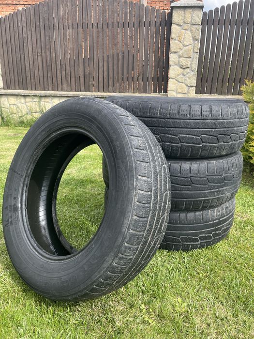 Шини Nokian 225/65 R17
