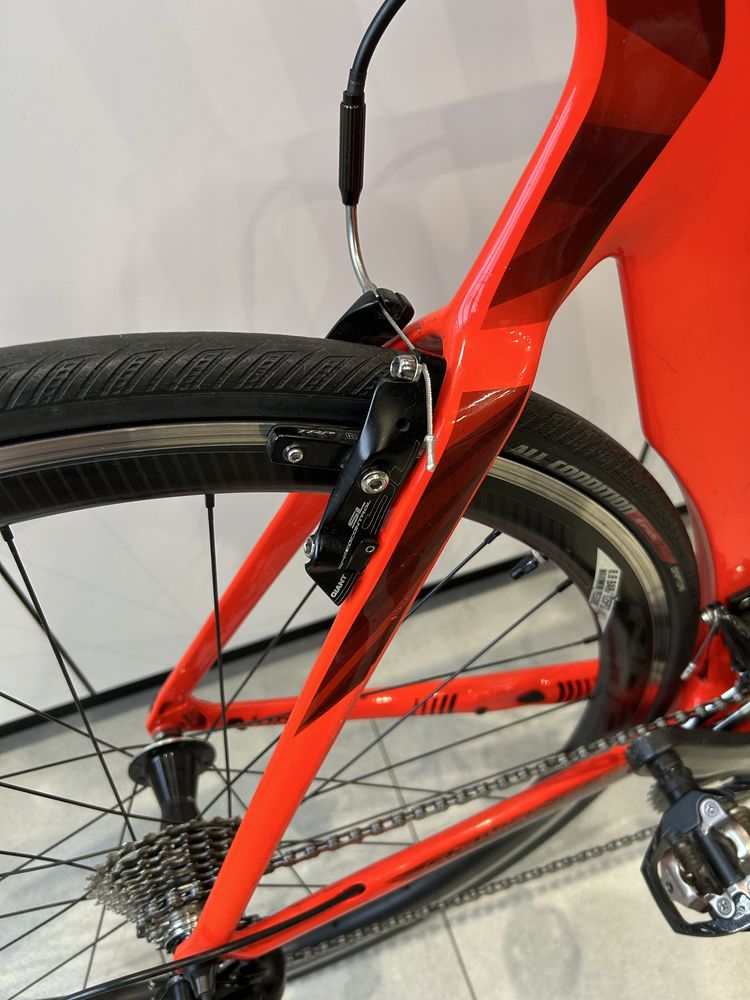 Giant propel advanced M/L aero road