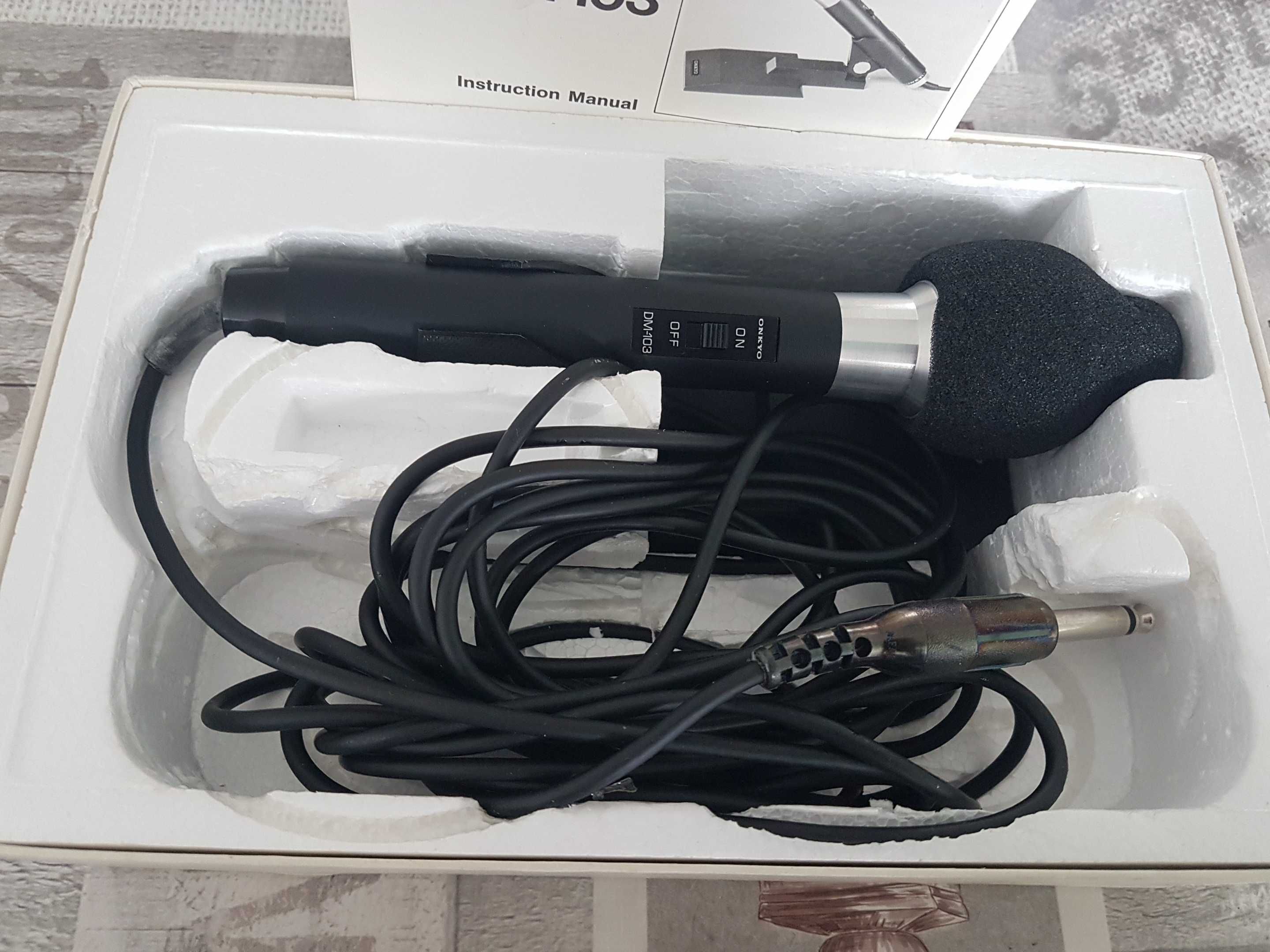 Vintage dynamic  Microphone Onkyo DM-103