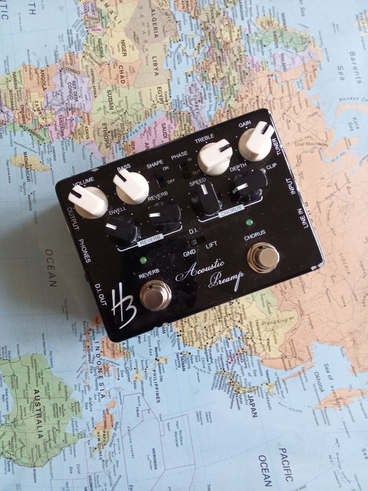Harley Benton Acoustic Reverb preamp akustyczny z DI jak sansamp para