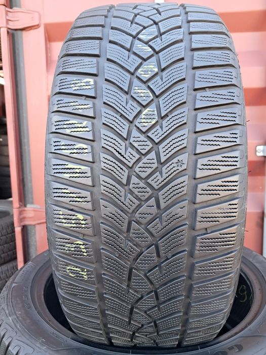 Opony używane 4x 235/45R18 Goodyear UltraGrip Performance+ Zimowe