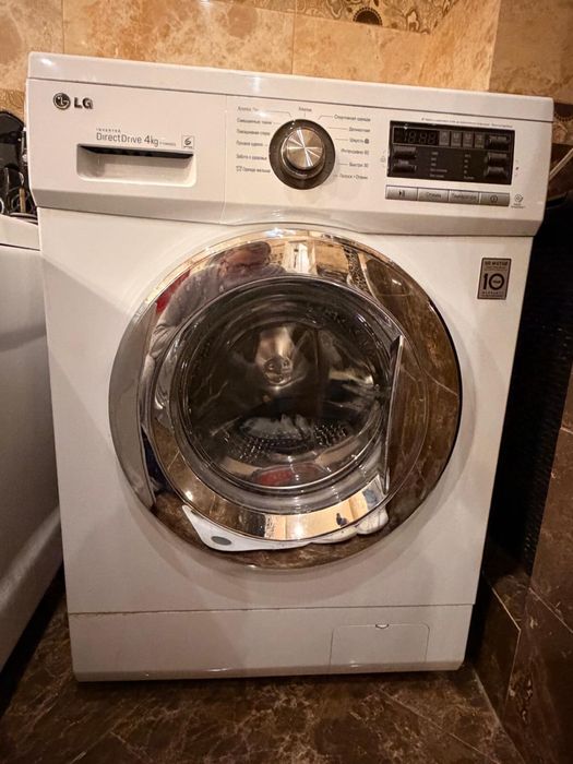 Продам стиральную машину  LG 4 кг F1096SD3
