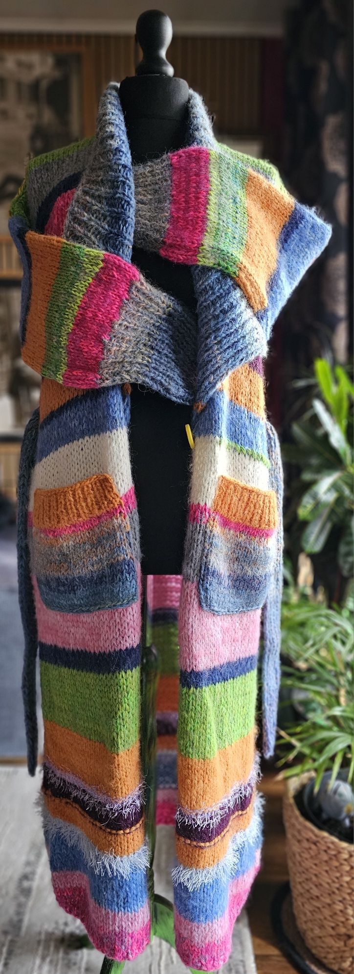 Wielobarwny kardigan sweter rękodzieło