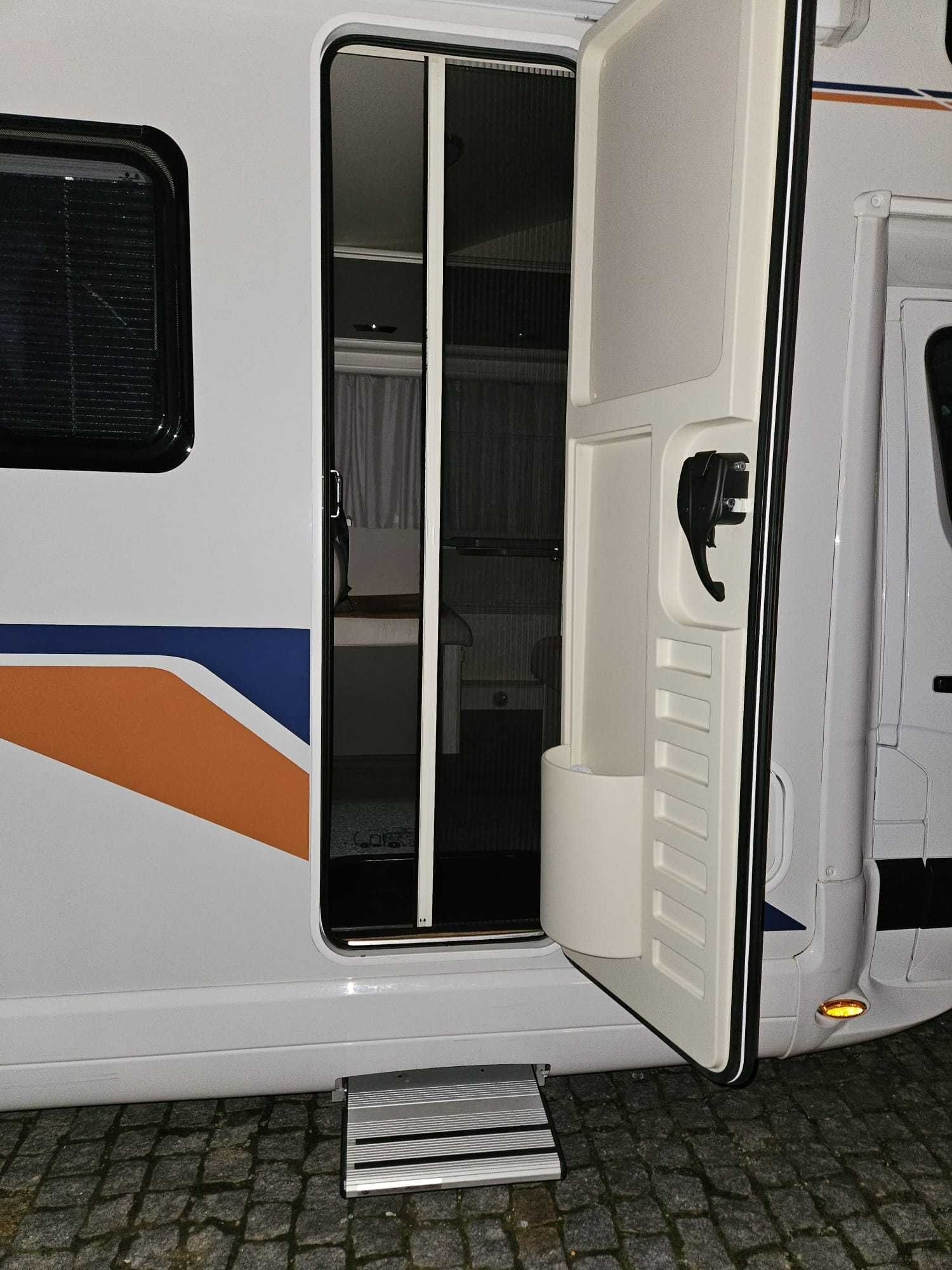 Autocaravana como nova