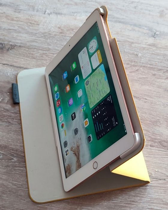 iPad 6 WiFi/LTE 32GB, bat. 95%, IOS 17.7.10