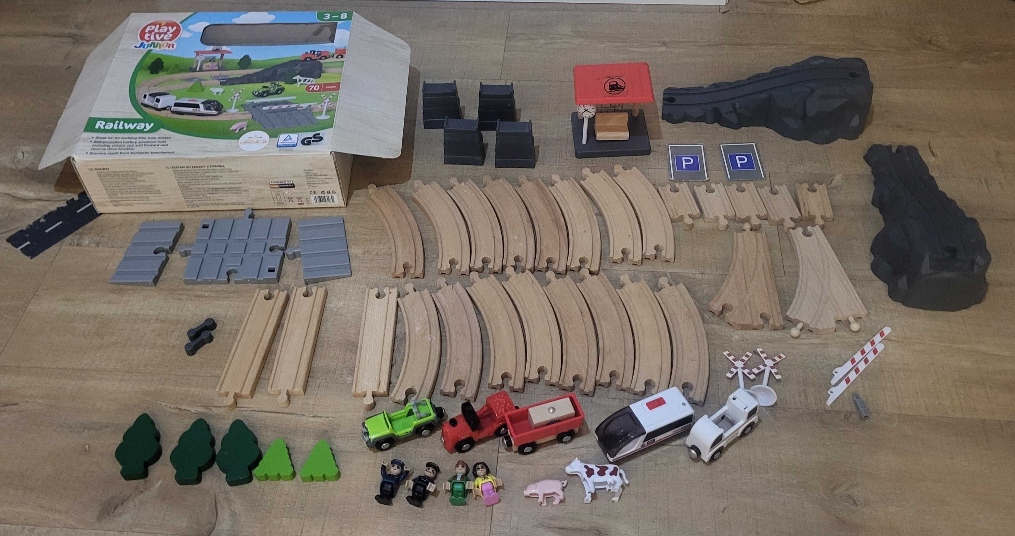 Drewniane klocki - tory i pojazdy - Playtive - Railway - 70 elem