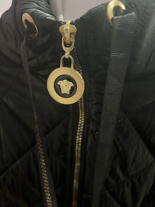 Осіннє пальто Versace c-m