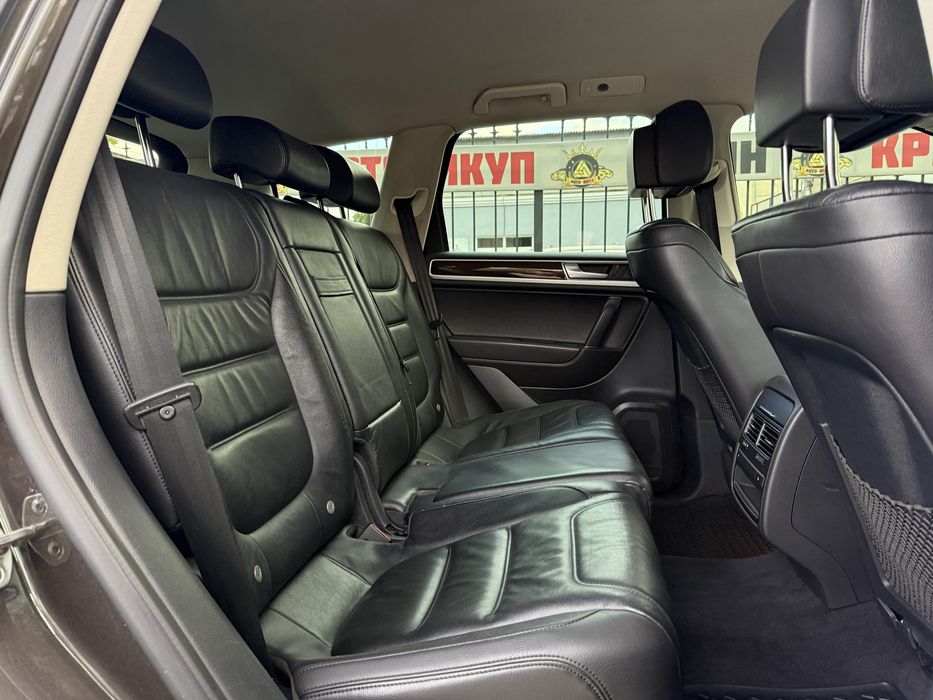 Volkswagen Touareg, 152т.км., цілий, пневмо