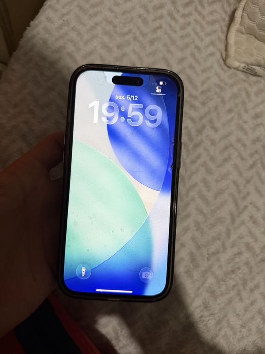 Iphone 15 128gb com 89% de bateria