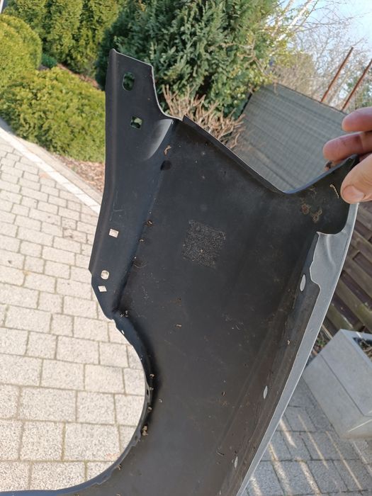 Opel Omega A 86-93 - Błotnik prawy przód Nowy