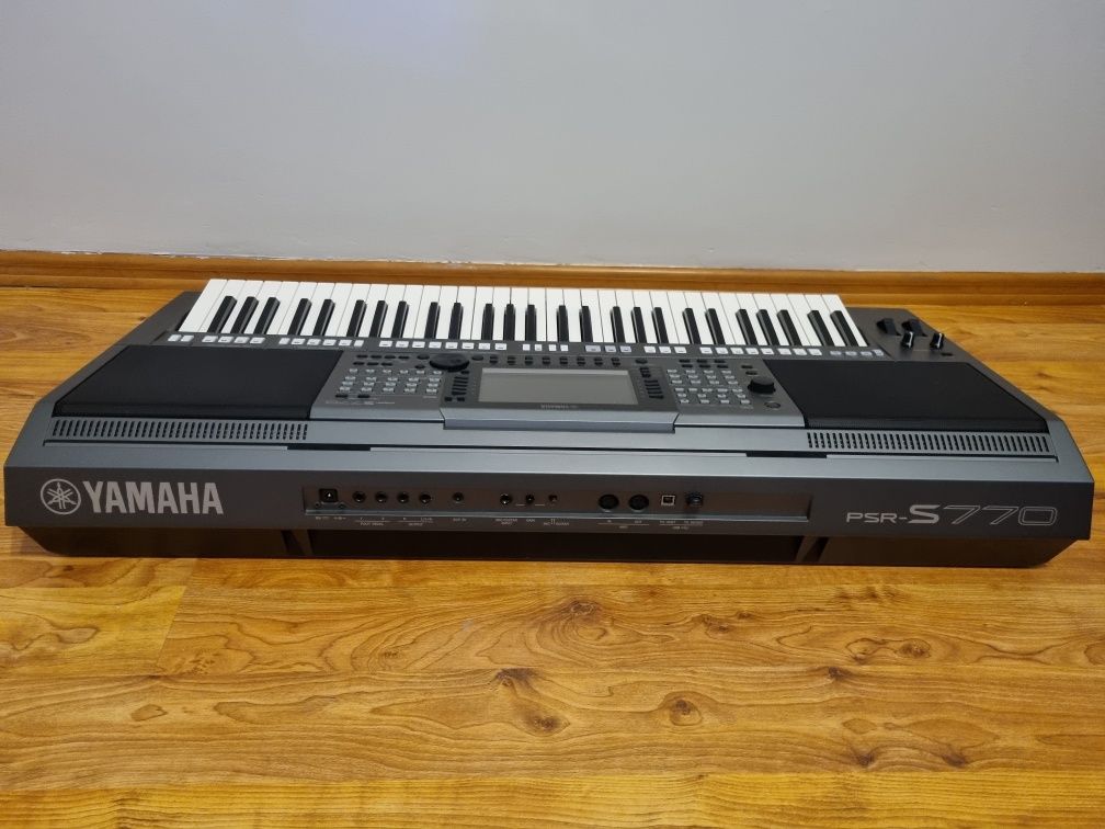 Yamaha PSR-S770 JAK NOWA