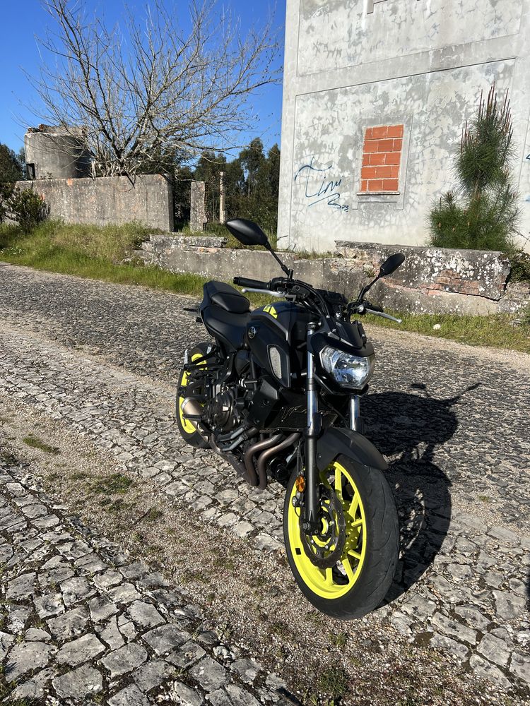 Yamaha MT07 35kw Deslimitada