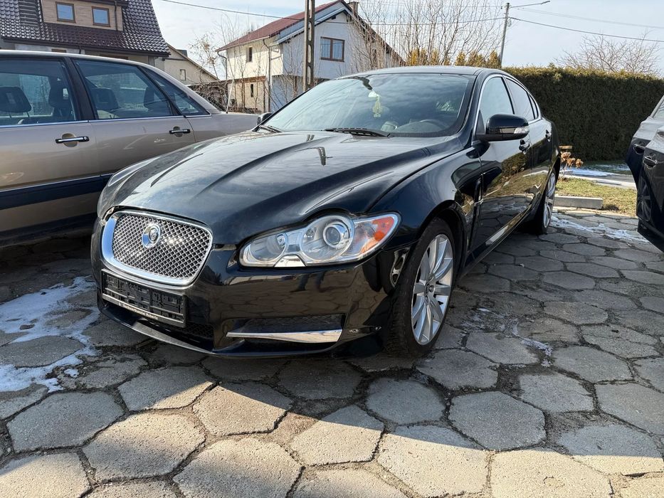 Jaguar XF Jaguar XF 2,7 D uszkodzony silnik
