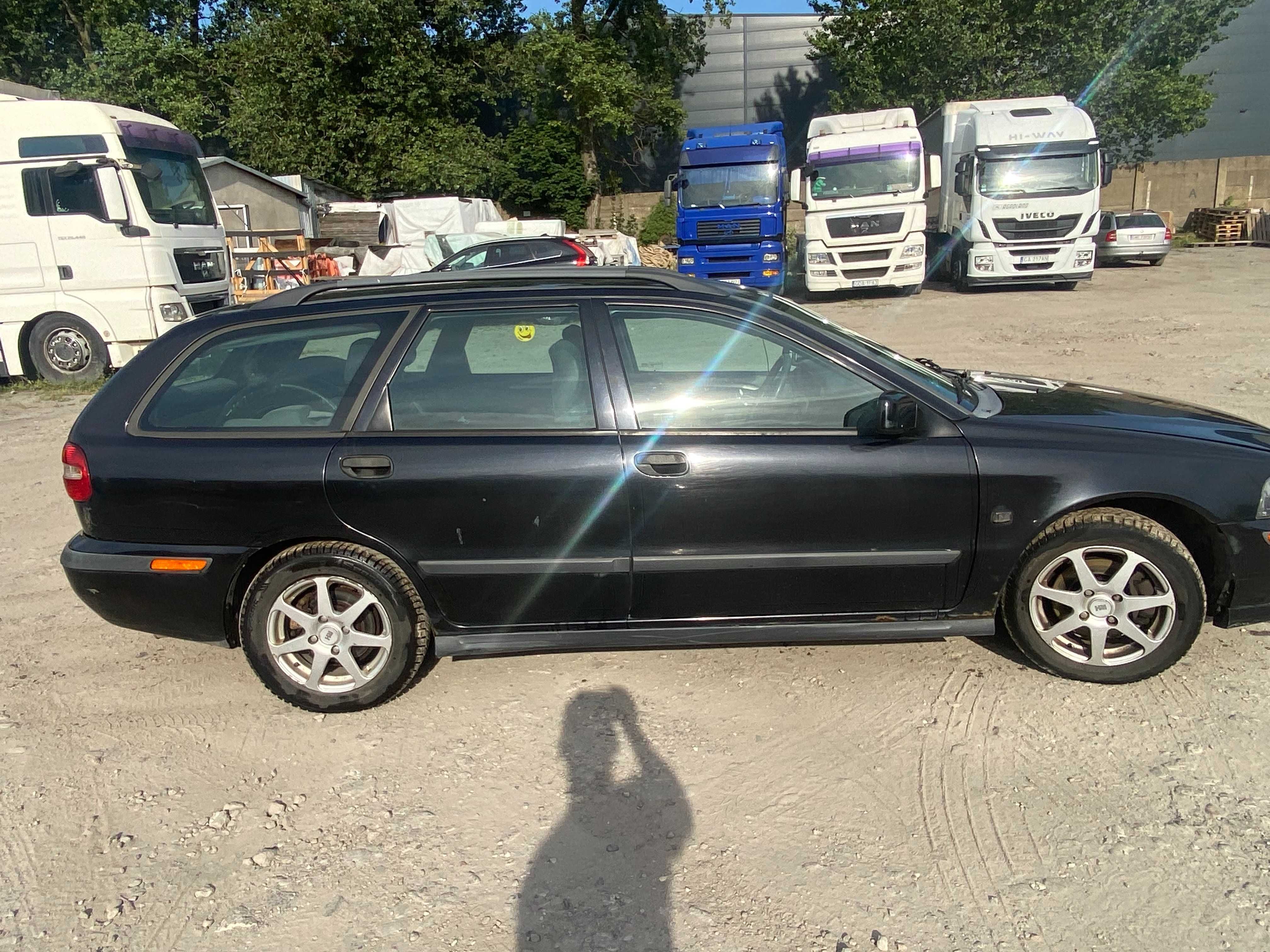 Sprzedam Volvo V40  1,9D 115 KM