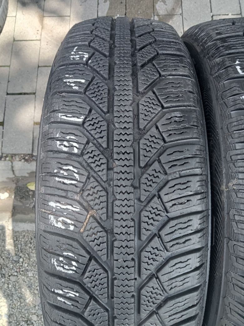 2x Opony Używane Całoroczne 165/65R15 Semperit