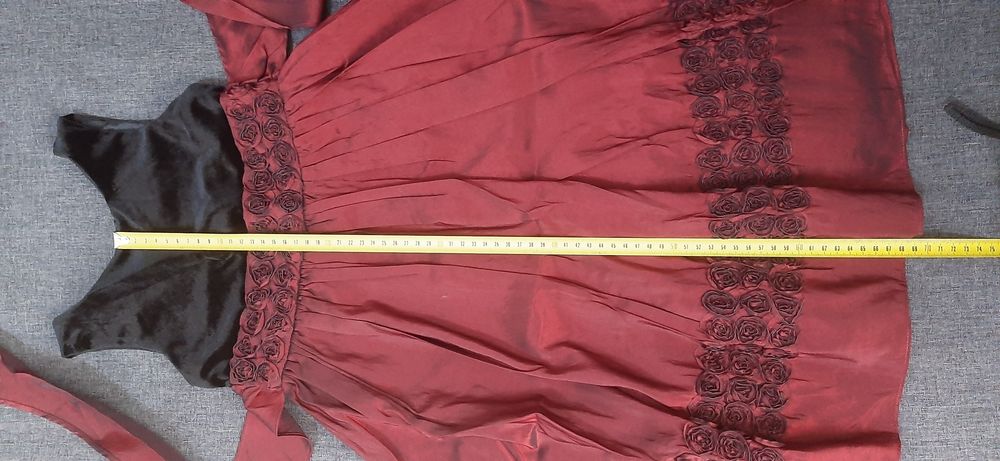 Елегантна святкова сукня для дівчинки 5 рочків!