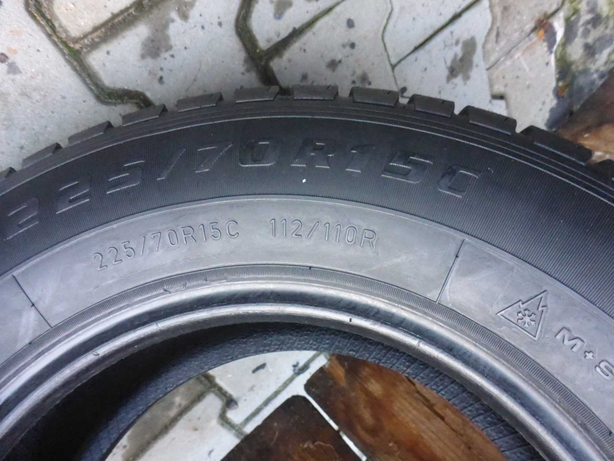 225/70R15C opona wzmacniana SAVA sprinter VW LT iveco