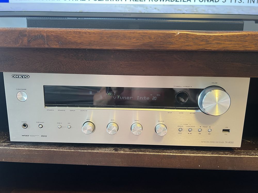 Amplituner Onkyo TX 8050