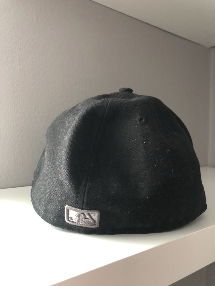 Czarna czapka new era vintage y2k 90s