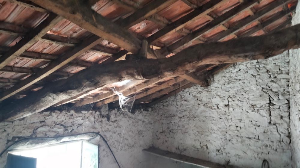 Casa rustica no centro de cantanhede