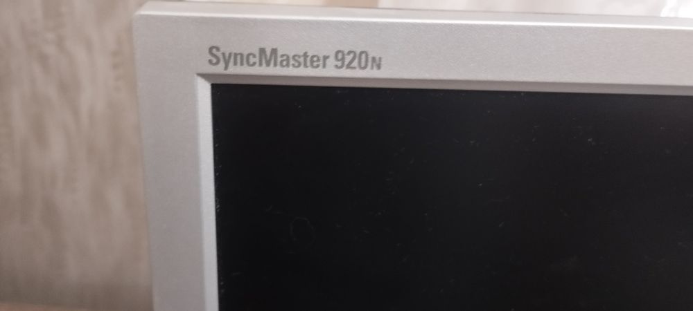 Монітор Samsung SyncMaster 920n
