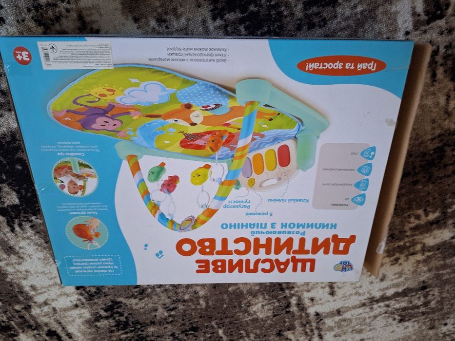 Розвиваючий килимок з піаніно