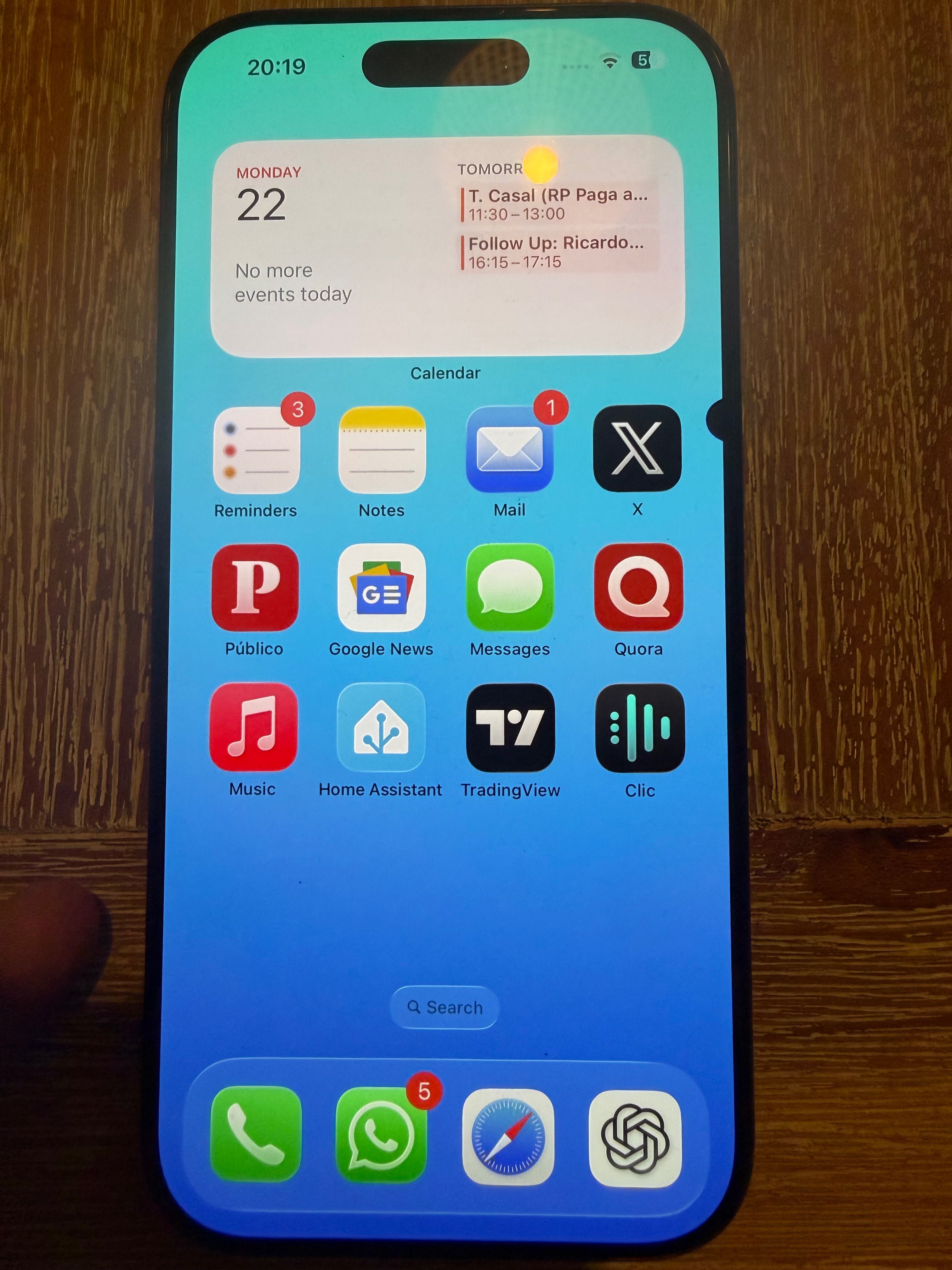Iphone 16 pro novo (bateria a 100%, garantia, sem riscos) 128gb + capa