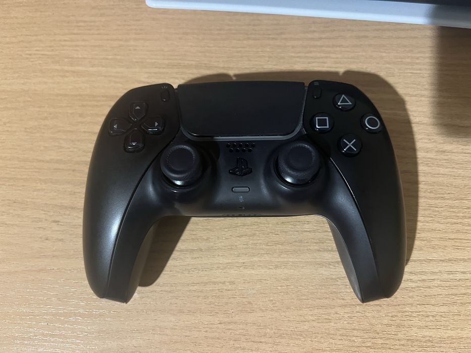PlayStation 5 d.