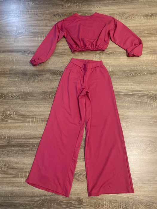 Костюм рожевий, широкі брюки