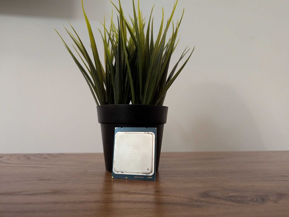 Procesor Intel Xeon E5-2630 v2 SR1AM 6/12x 2.6-3.1GHz X79 2011