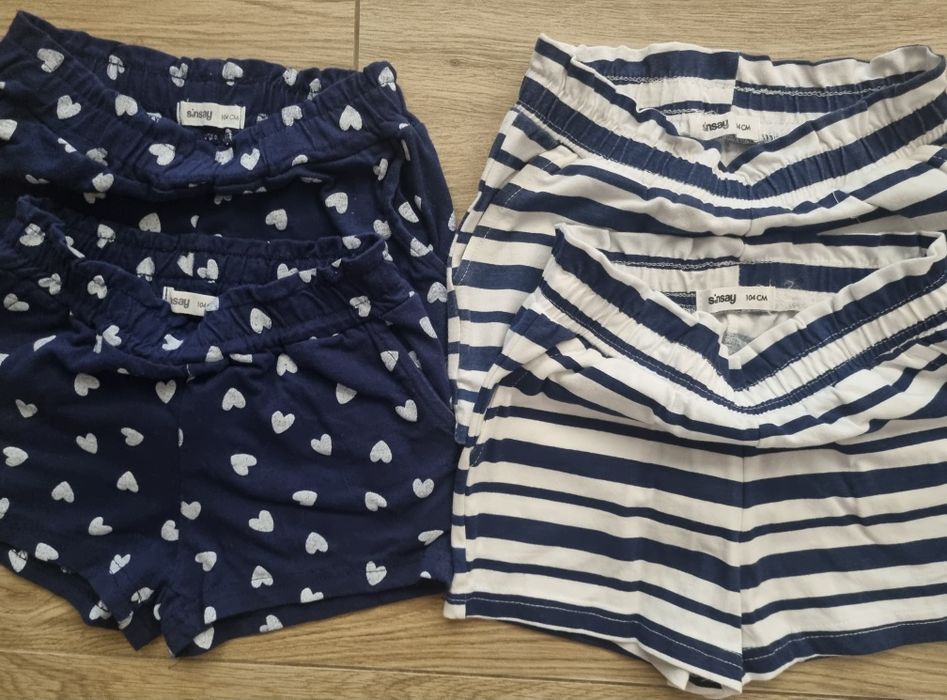 12 x szorty krótkie spodenki dziewczynki r. 104 / Sinsay / Bliźniaczki