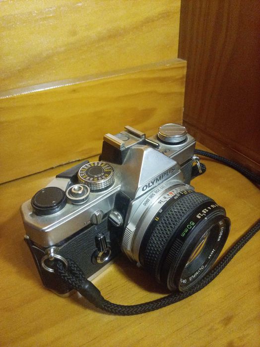 OLYMPUS OM-1 [Analógica]