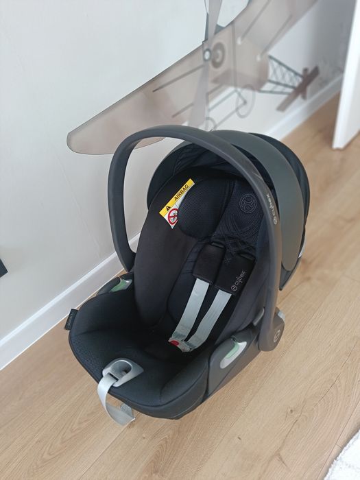 Fotelik samochody Cybex cloud T I-Size z adapterami do wózka