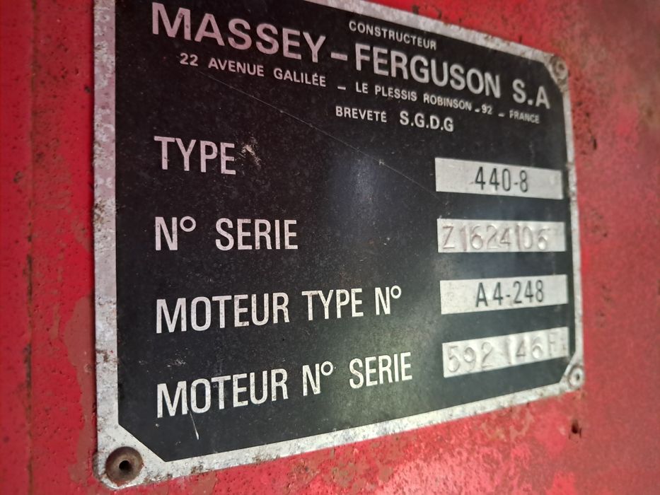 Комбайн Massey ferguson 440!